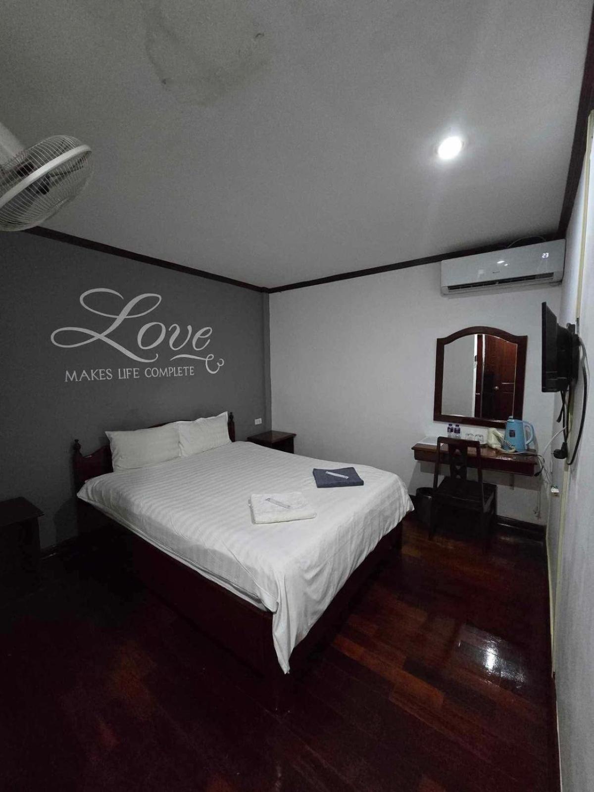 Davika Hotel Vientiane Luaran gambar